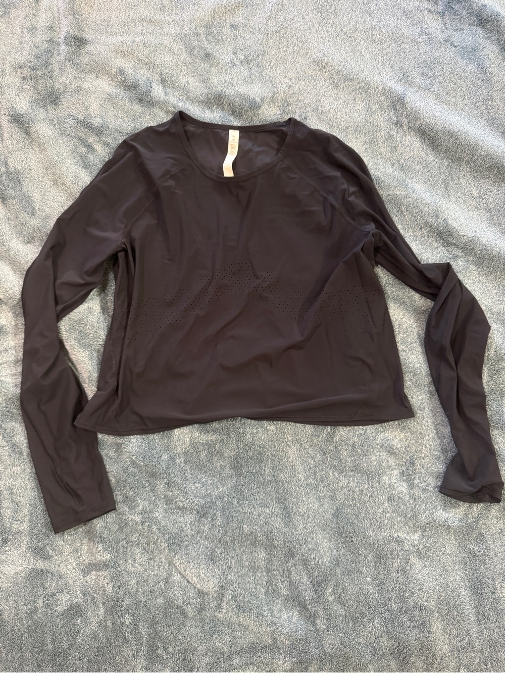lululemon athletica Long Sleeve Perforated Crew - Black